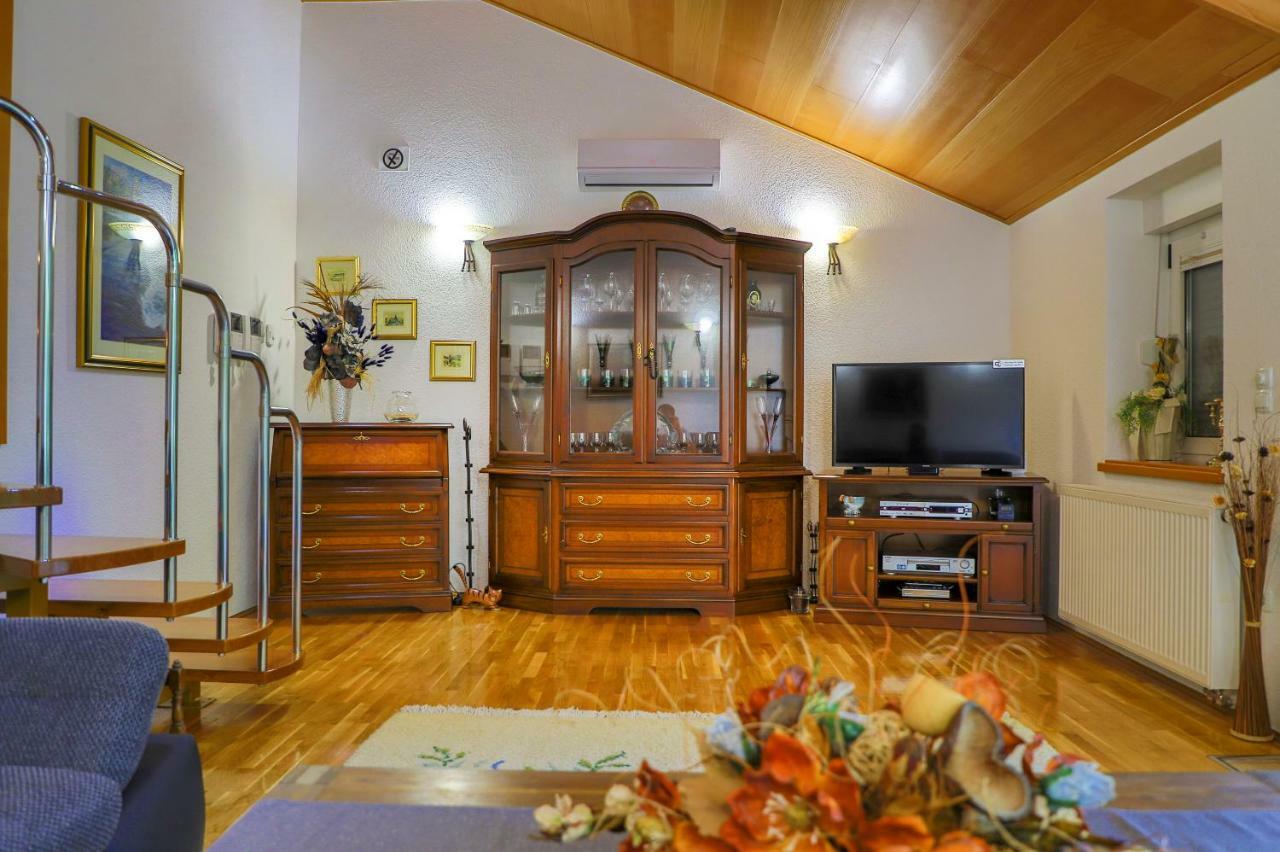 Holiday Home Villa Sara Bihać 외부 사진