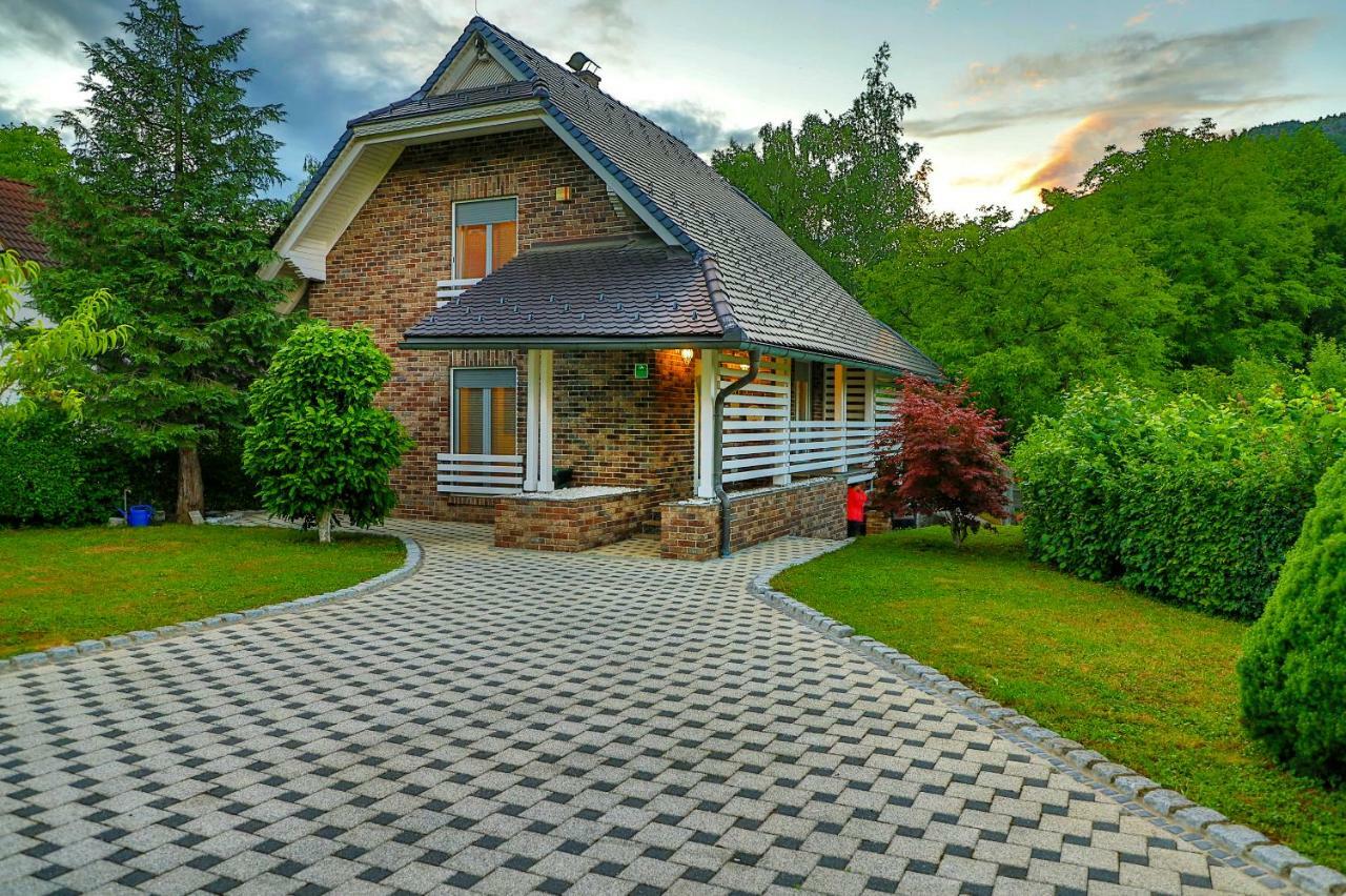 Holiday Home Villa Sara Bihać 외부 사진